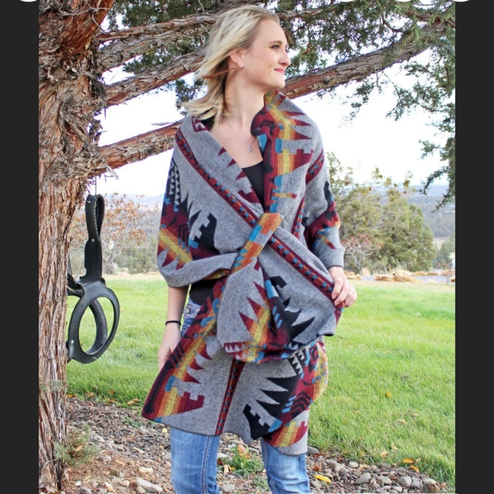 Gray Arrow Winter Wrap-western inspire-Rodeochics Melton Wool Blend